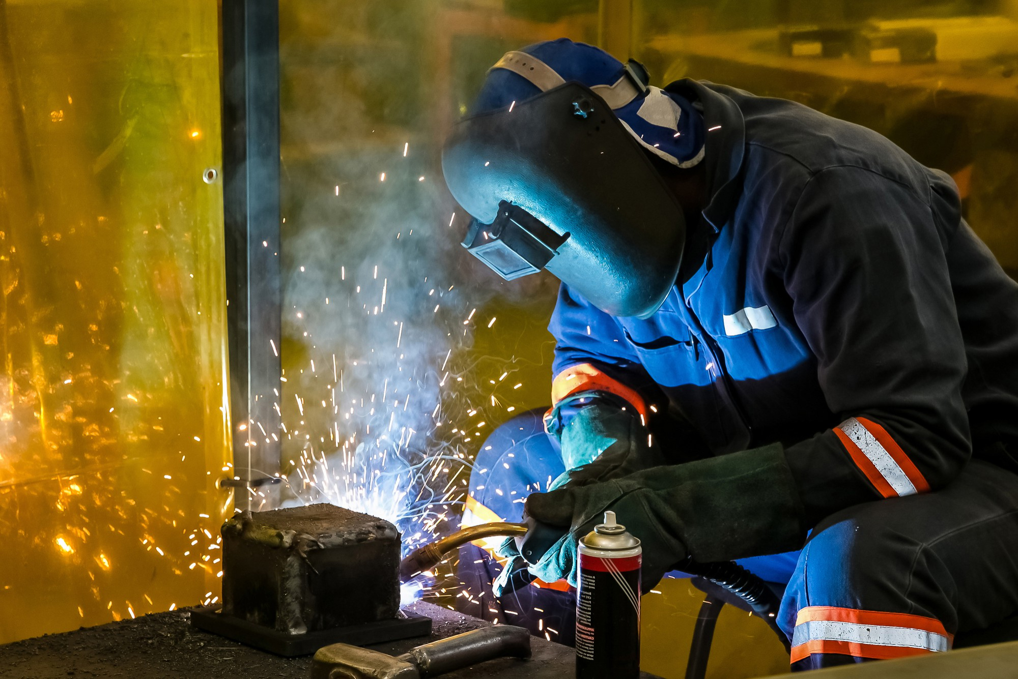Fabricator